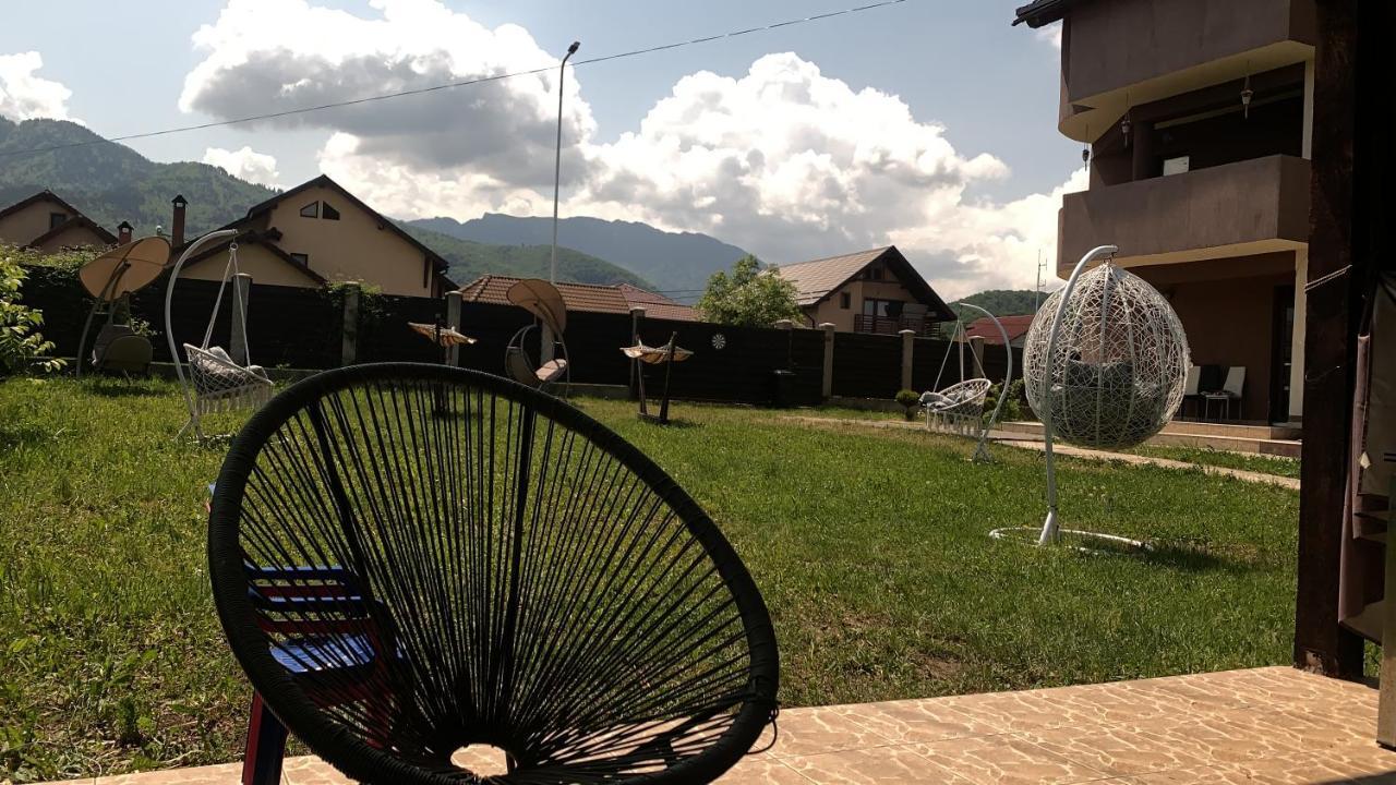 Vila Mik Guesthouse Săcele Esterno foto