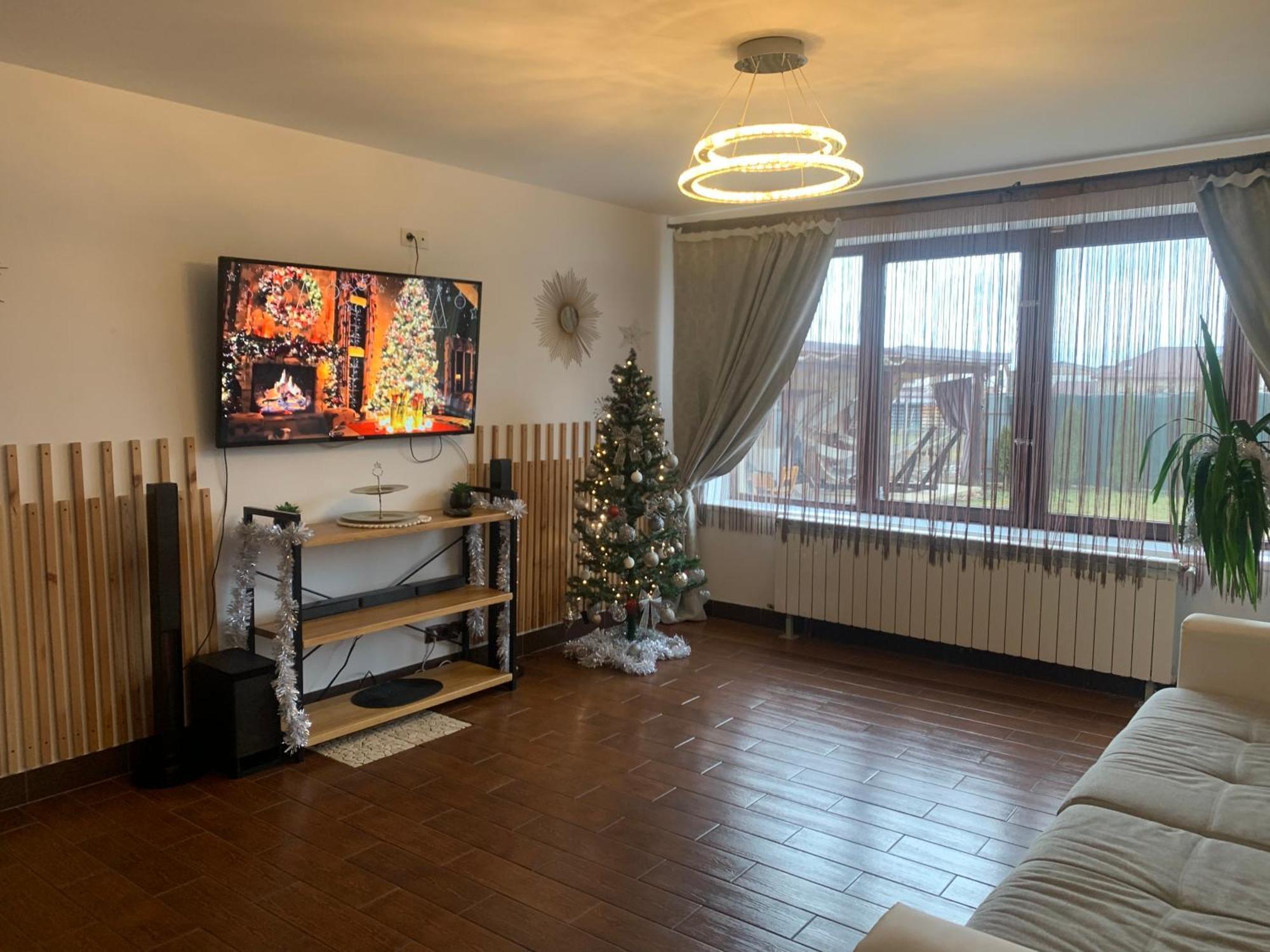 Vila Mik Guesthouse Săcele Esterno foto